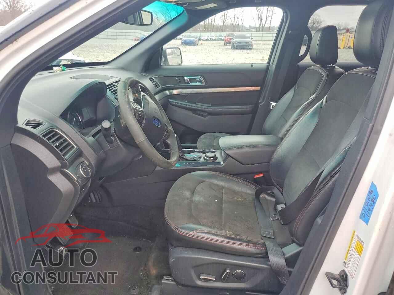 FORD EXPLORER 2018 - 1FM5K8D85JGB76335