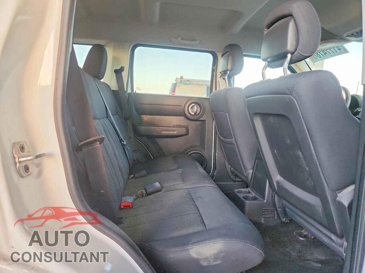 DODGE NITRO 2011 - 1D4PT4GK4BW512321