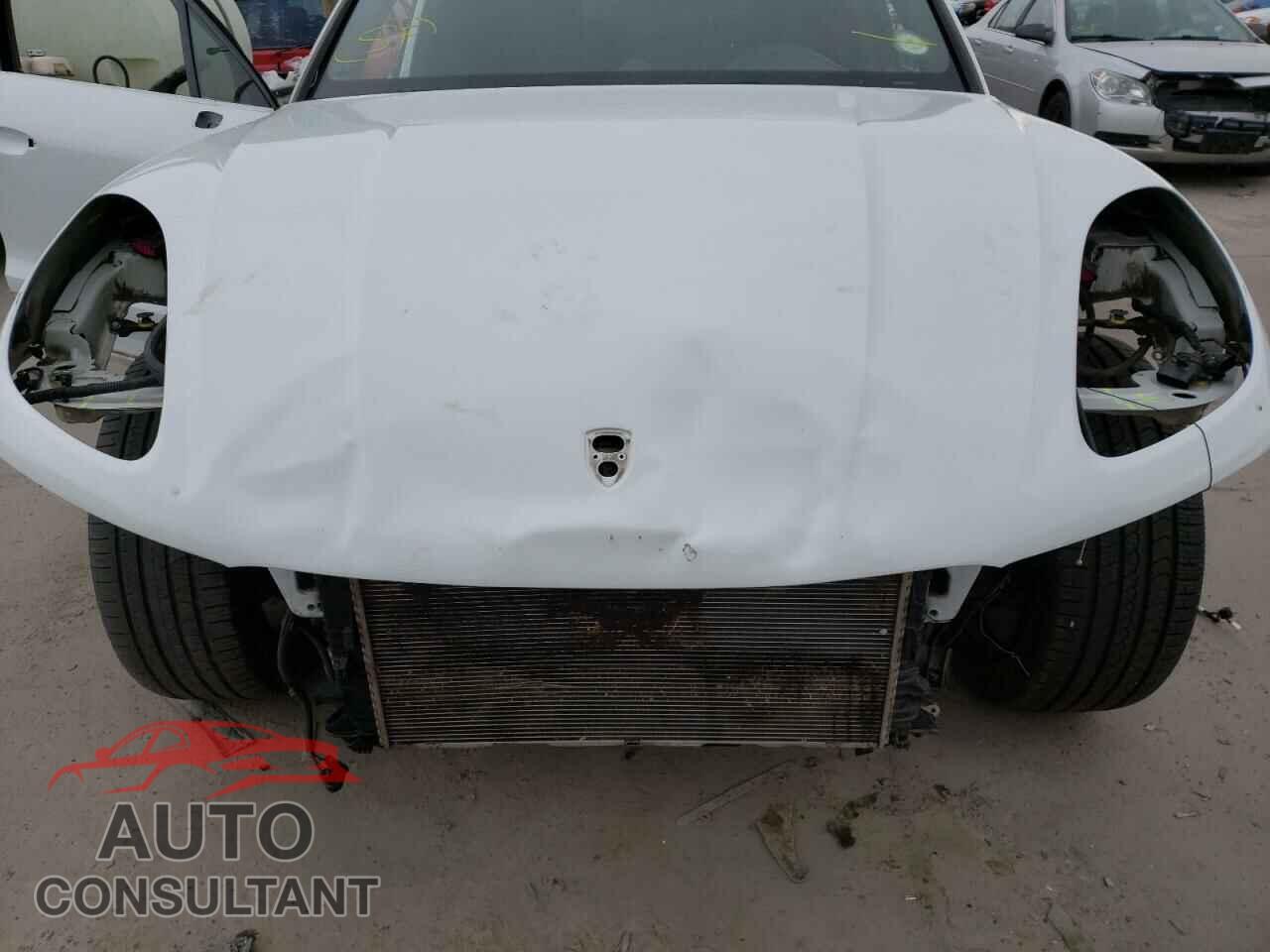 PORSCHE MACAN 2017 - WP1AB2A54HLB21174