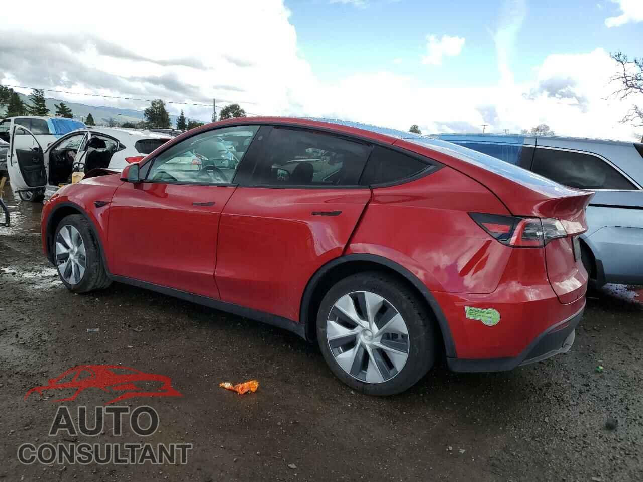 TESLA MODEL Y 2021 - 5YJYGDEEXMF094468