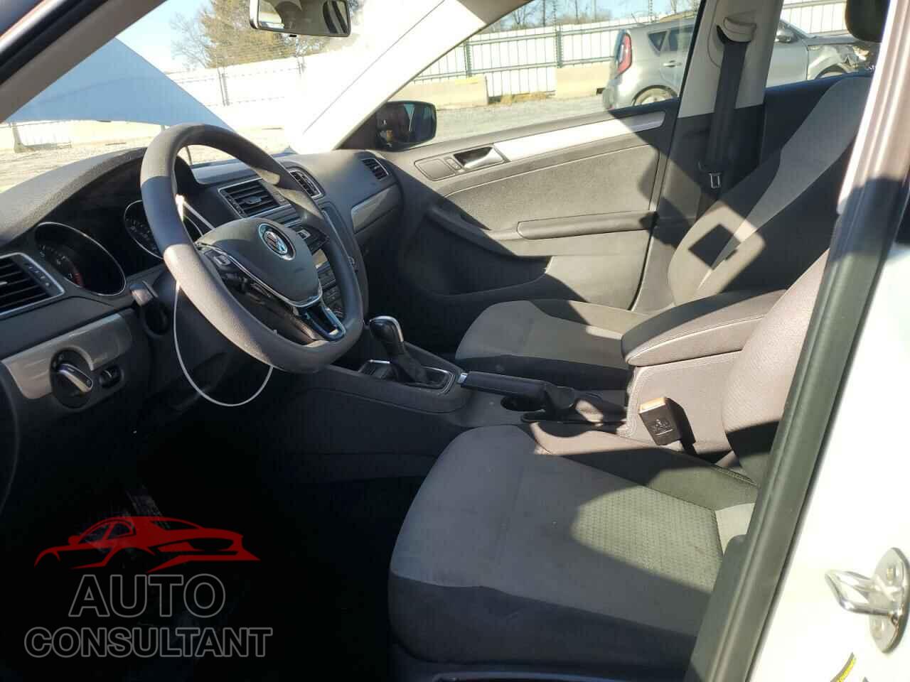 VOLKSWAGEN JETTA 2017 - 3VW2B7AJ3HM364552