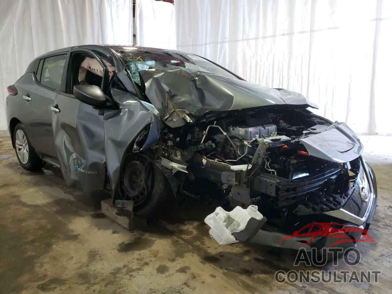 NISSAN LEAF 2018 - 1N4AZ1CP9JC315619