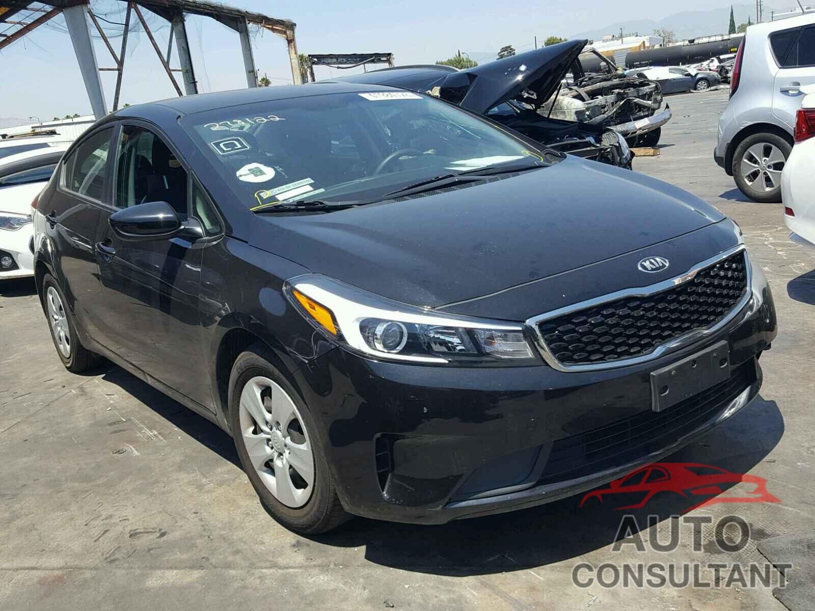 KIA FORTE 2018 - 3KPFK4A71JE183389