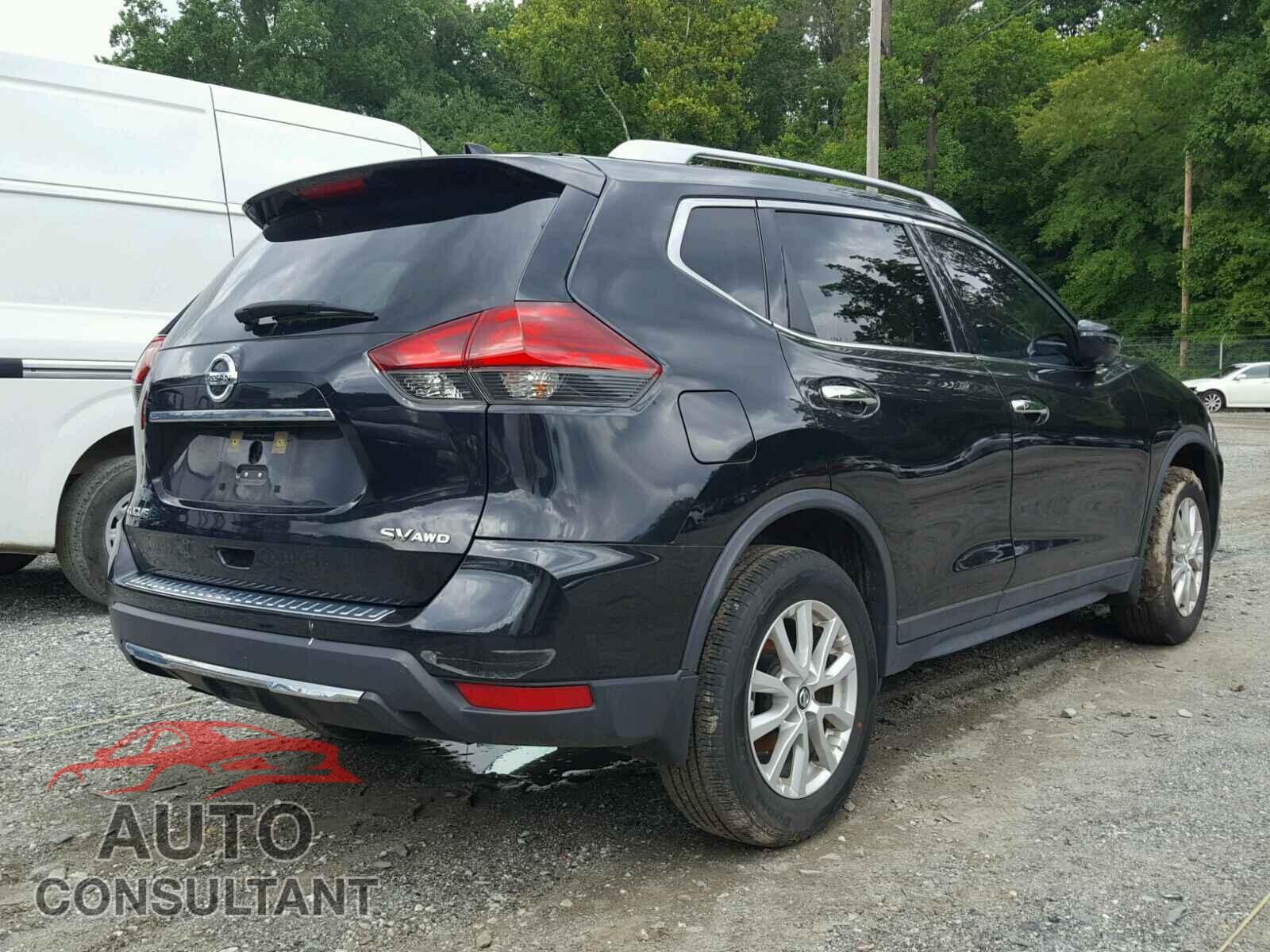 NISSAN ROGUE S 2017 - KNMAT2MVXHP501980