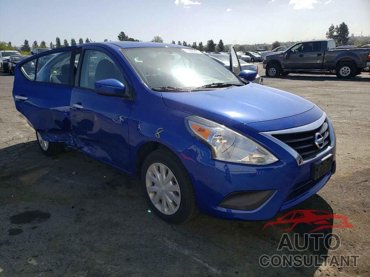 NISSAN VERSA 2017 - 3N1CN7AP7HL802050