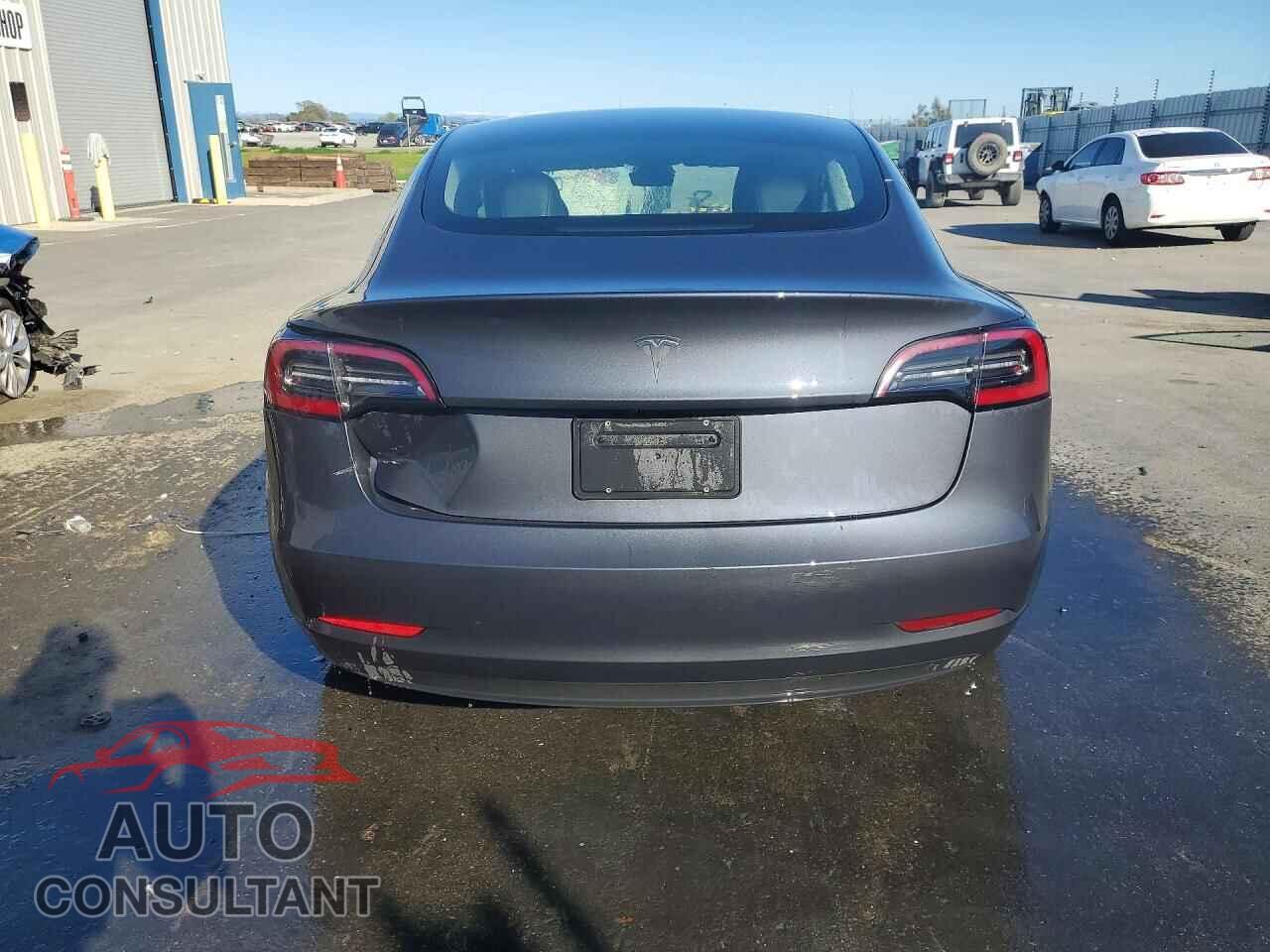 TESLA MODEL 3 2023 - 5YJ3E1EAXPF447212