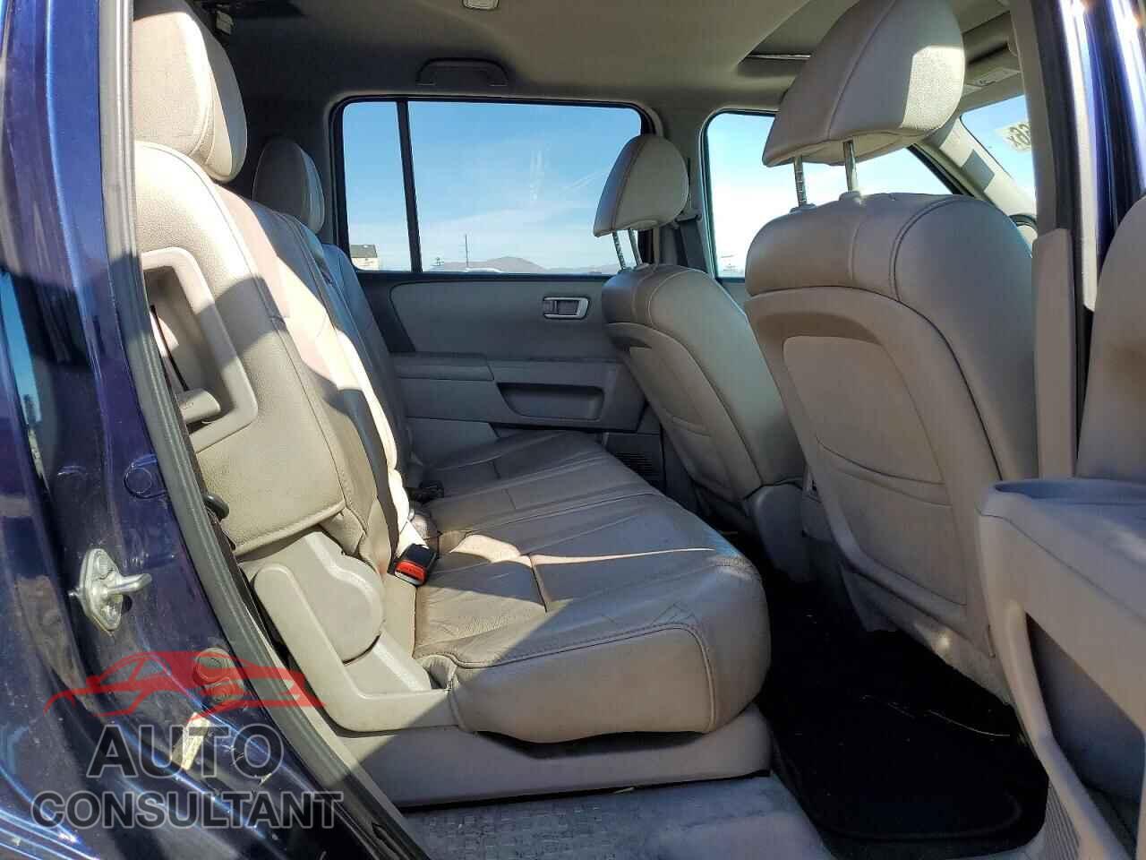 HONDA PILOT 2014 - 5FNYF4H51EB016144
