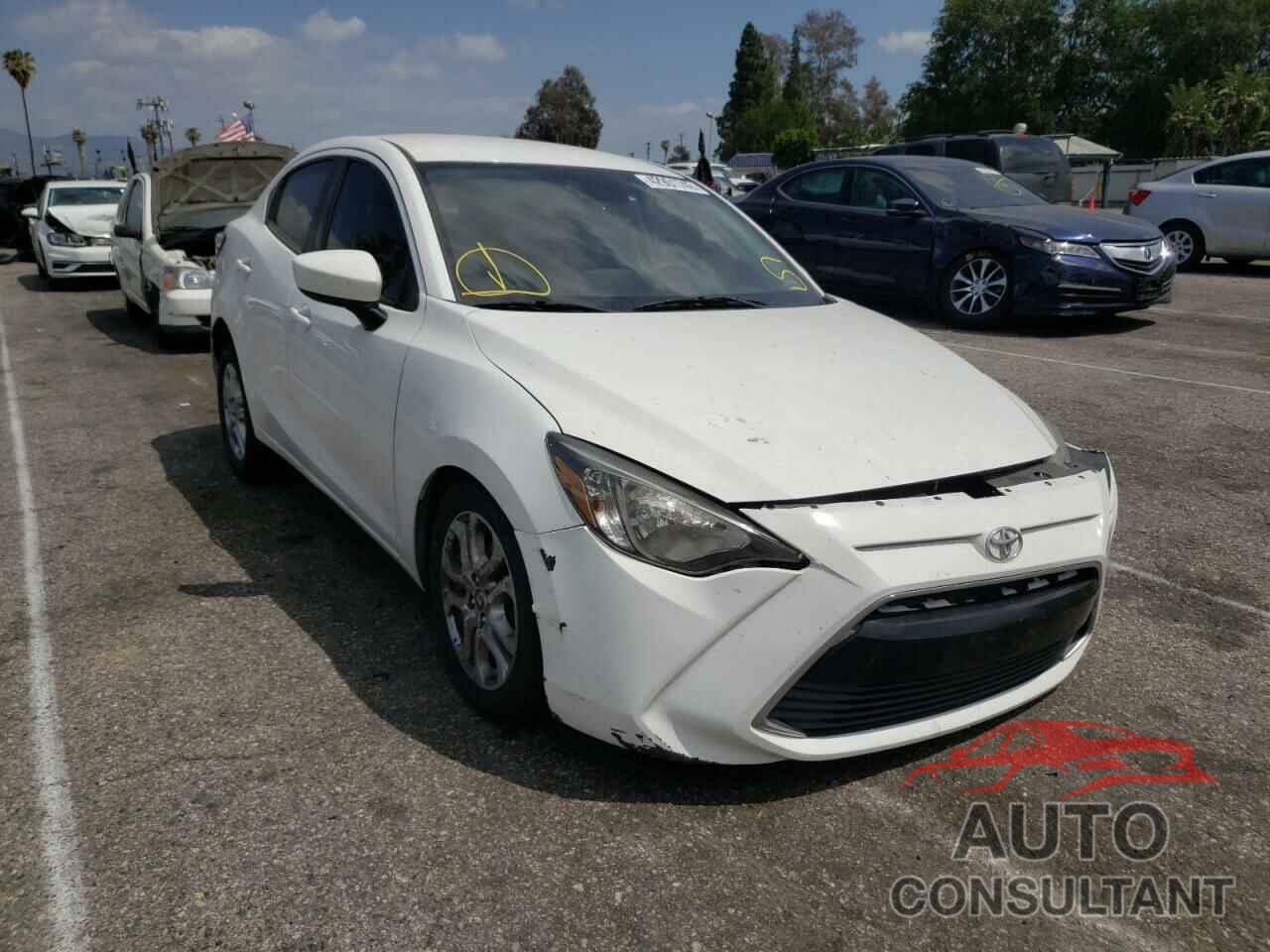 TOYOTA YARIS 2017 - 3MYDLBYV7HY152560