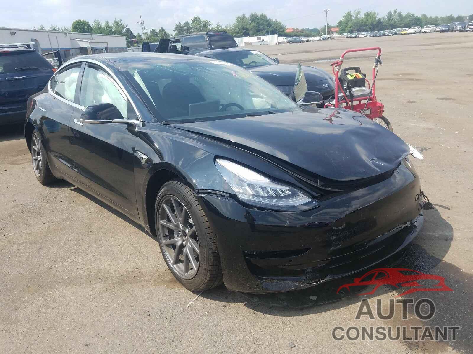 TESLA MODEL 3 2020 - 5YJ3E1EA2LF590245