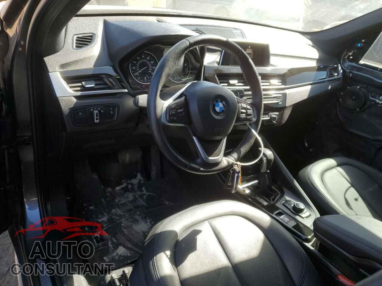 BMW X1 2016 - WBXHT3C30GP885807