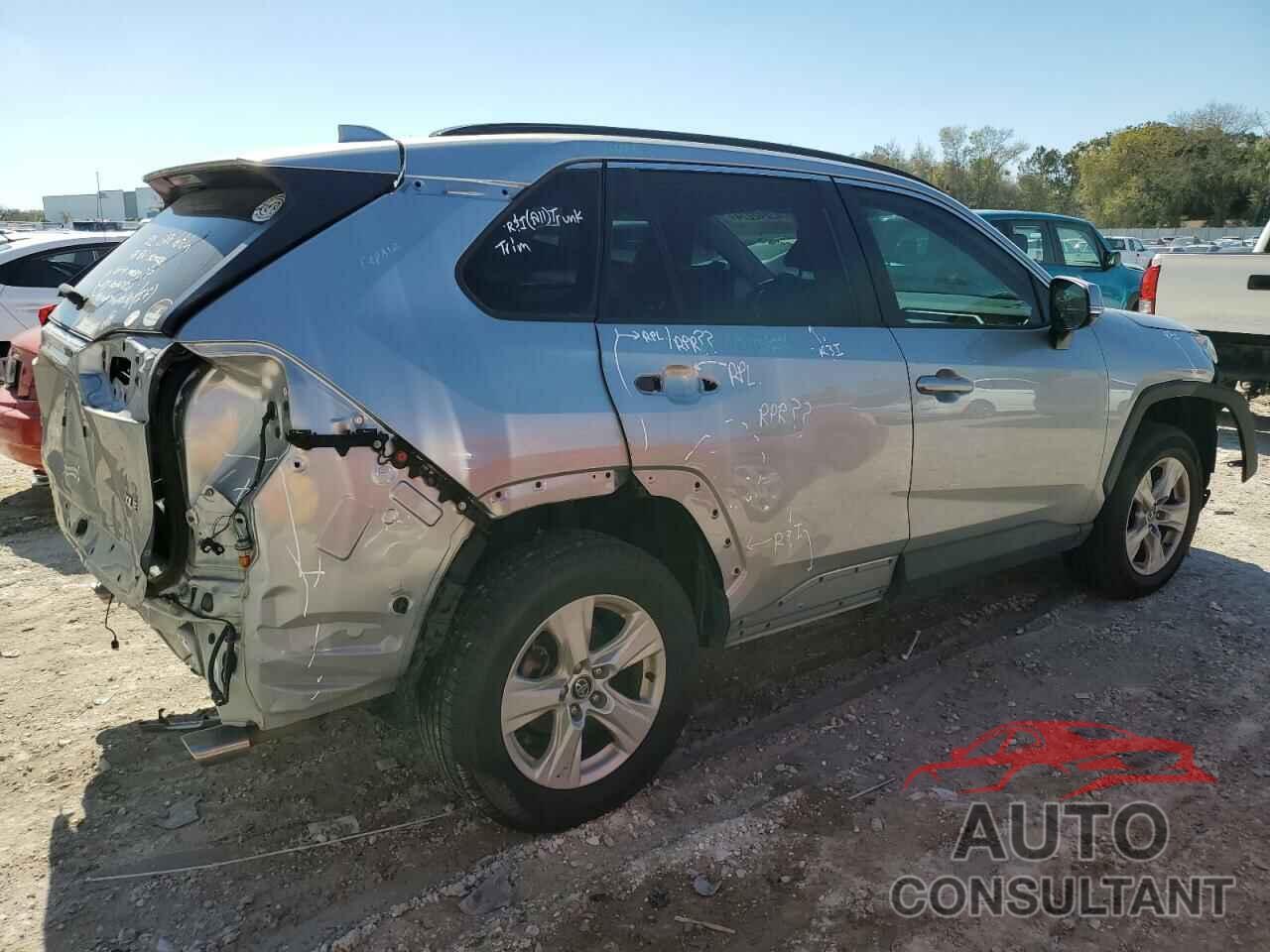 TOYOTA RAV4 2021 - 2T3W1RFV3MC097390