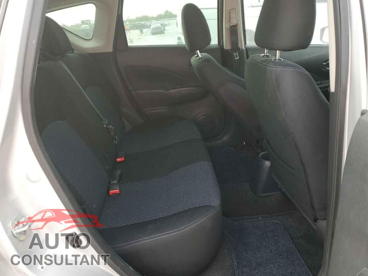 NISSAN VERSA 2017 - 3N1CE2CP3HL354521