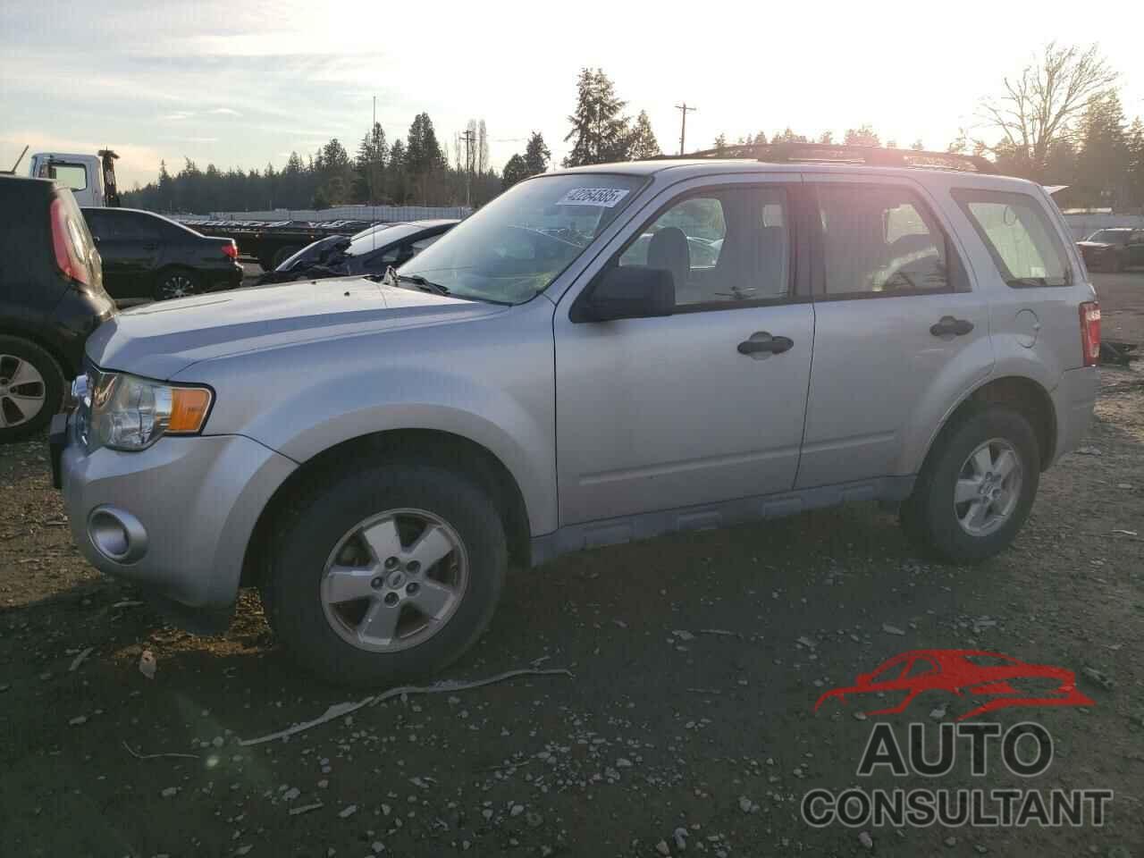 FORD ESCAPE 2009 - 1FMCU92709KD07634