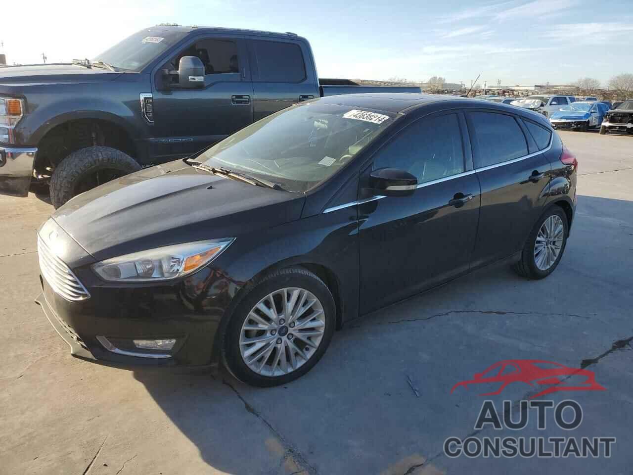 FORD FOCUS 2017 - 1FADP3N28HL320577