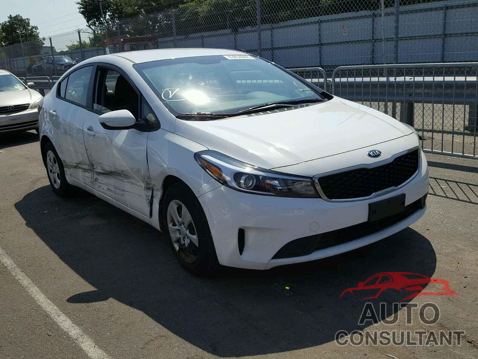 KIA FORTE 2018 - 3KPFK4A70JE180287