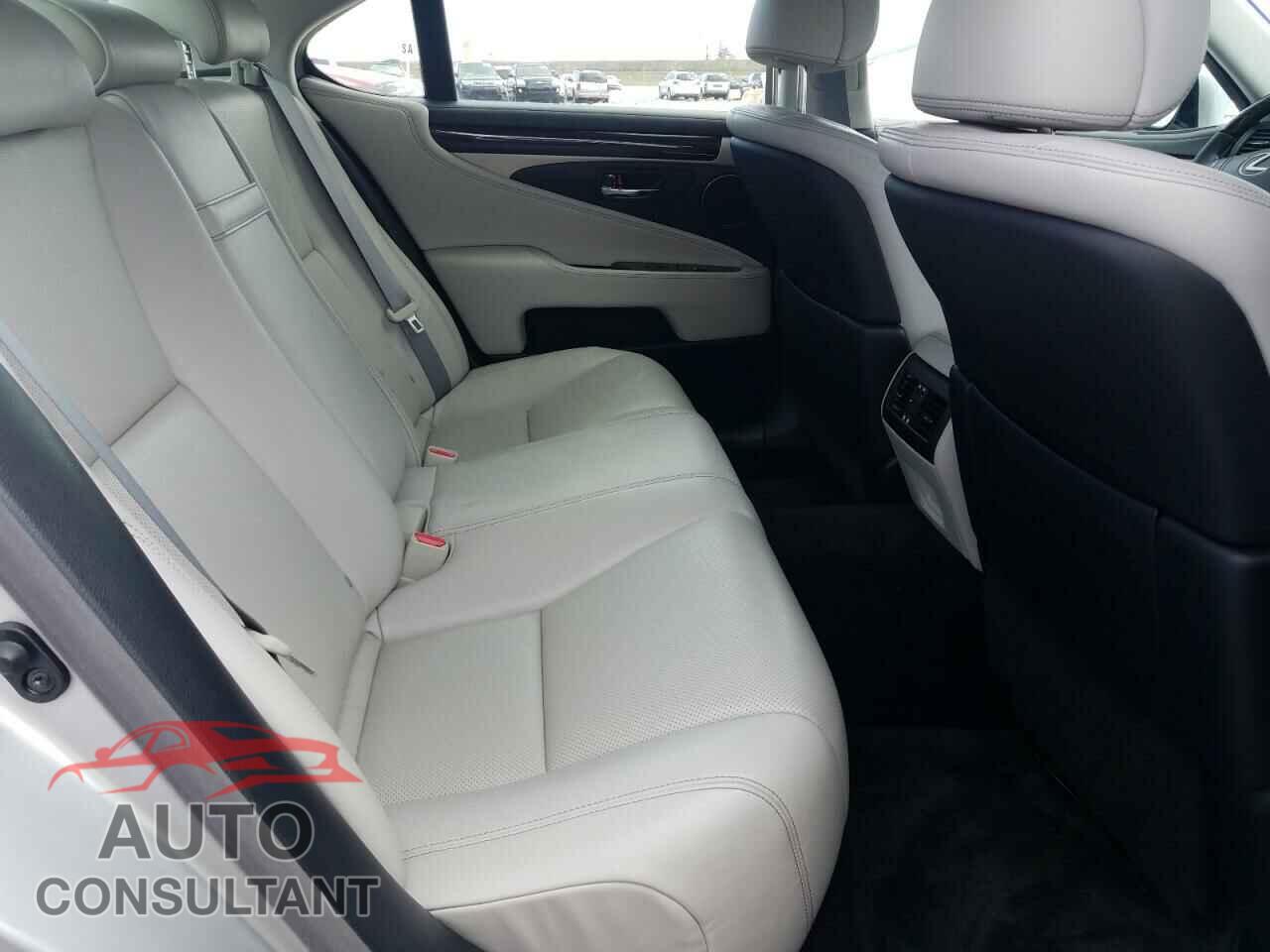 LEXUS LS460 2017 - JTHBL5EF8H5145679
