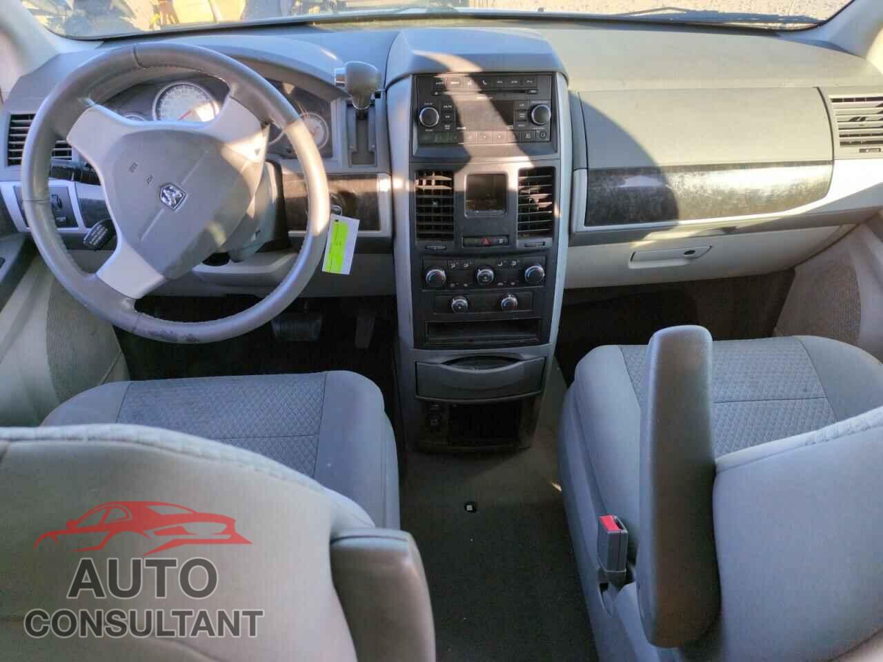 DODGE CARAVAN 2010 - 2D4RN5D18AR459716