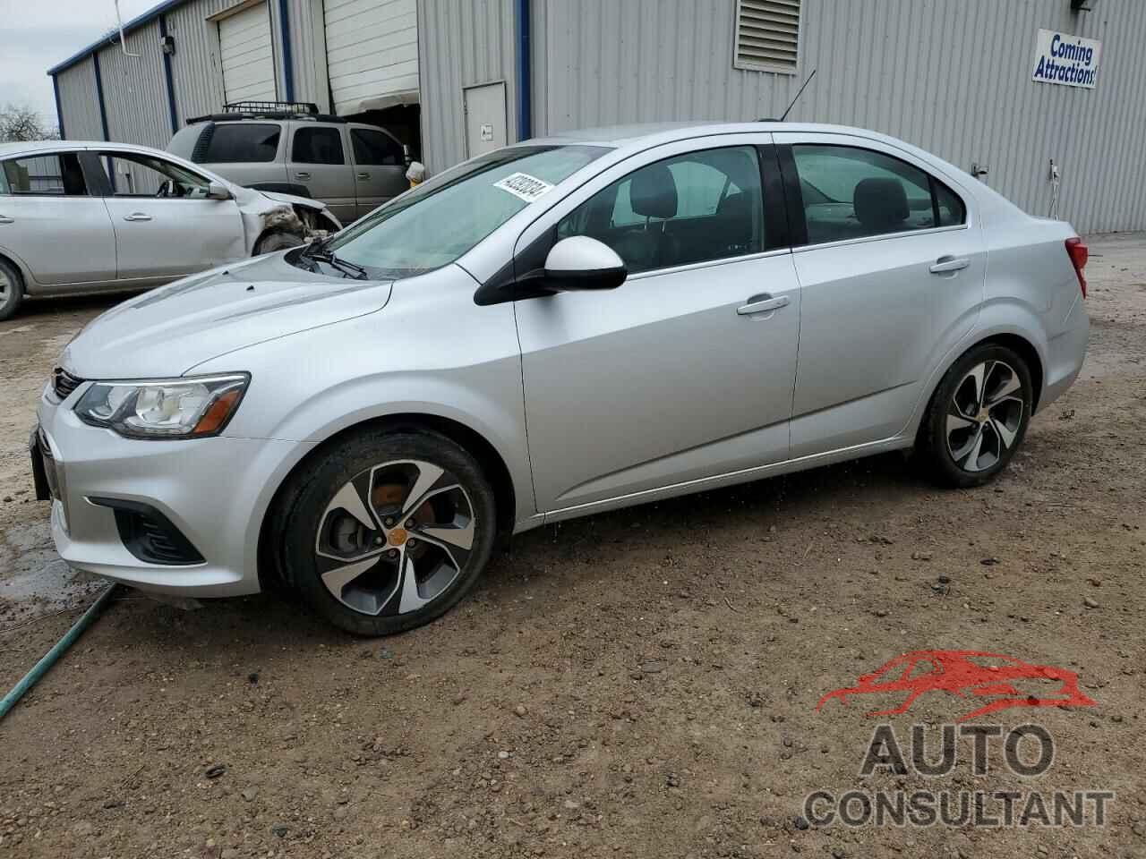 CHEVROLET SONIC 2017 - 1G1JF5SB6H4130392