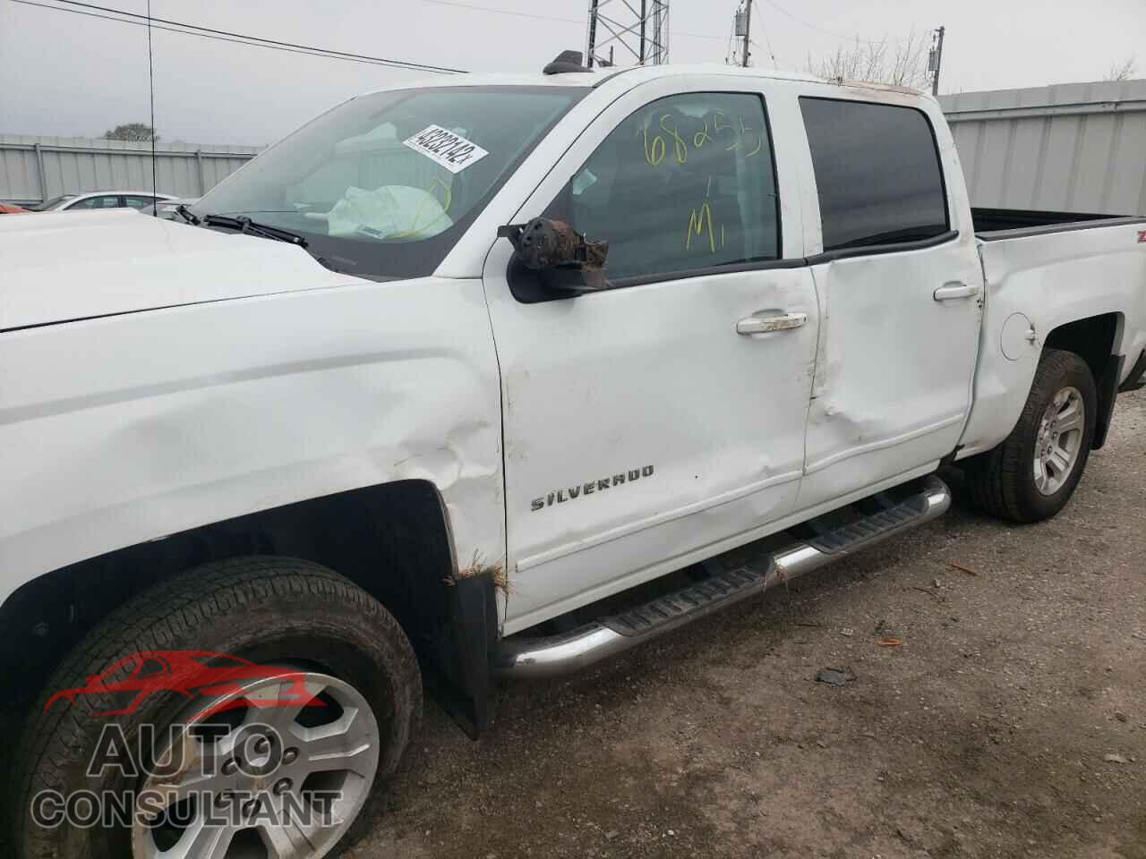 CHEVROLET SILVERADO 2017 - 3GCUKREC4HG302756