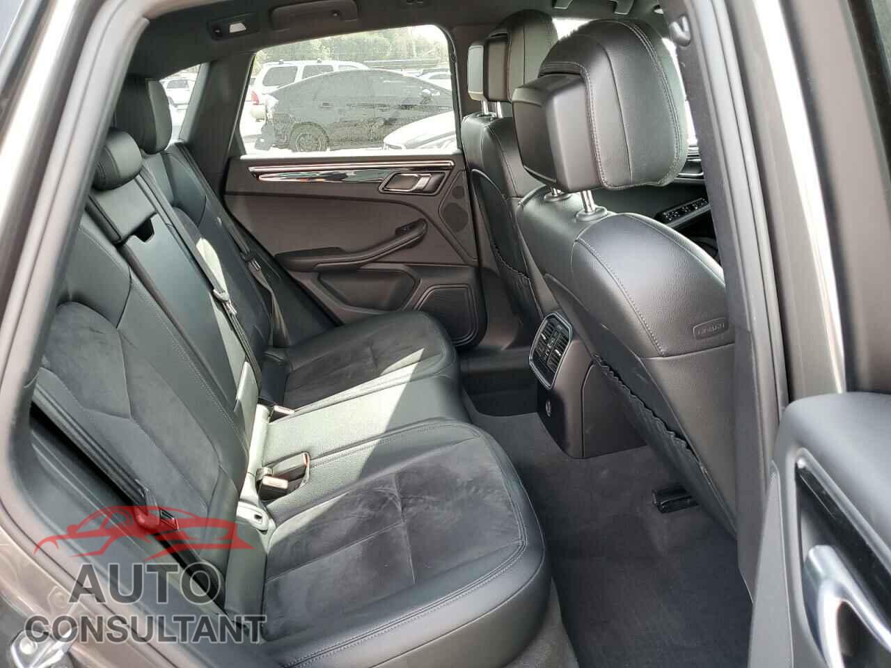 PORSCHE MACAN 2018 - WP1AA2A51JLB19553