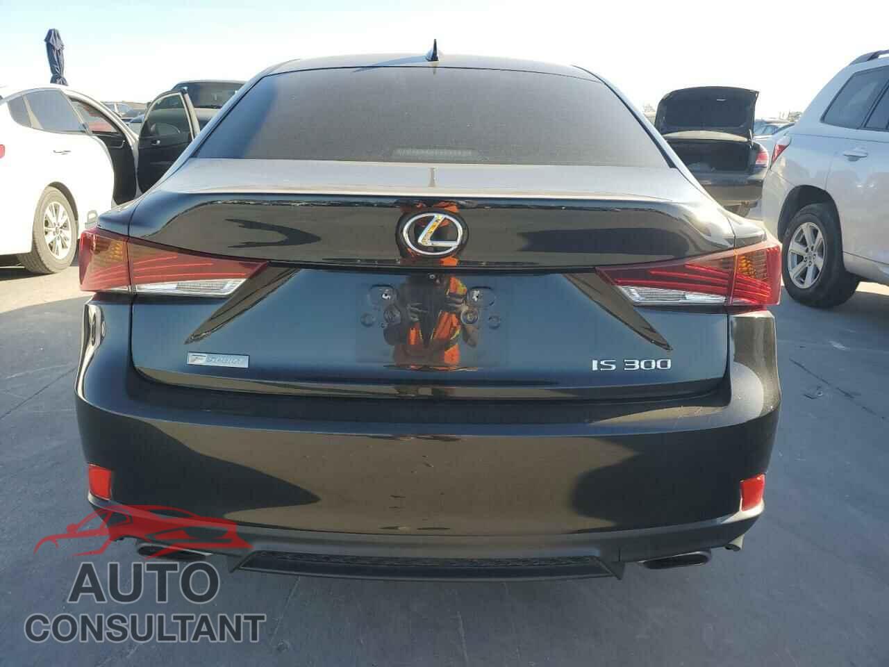 LEXUS IS 2018 - JTHBA1D27J5077832