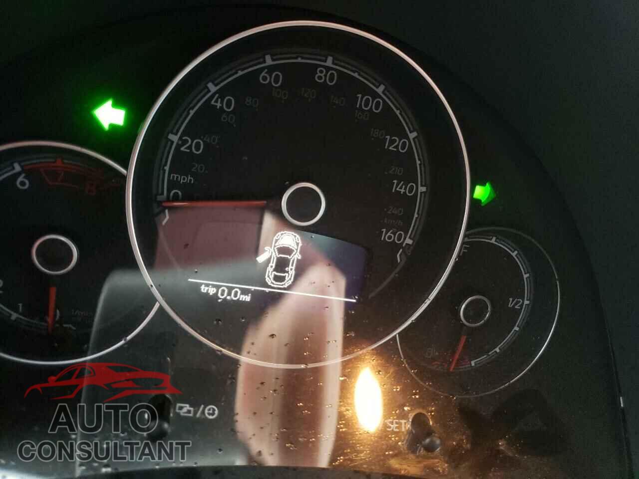 VOLKSWAGEN BEETLE 2017 - 3VW517AT3HM805355