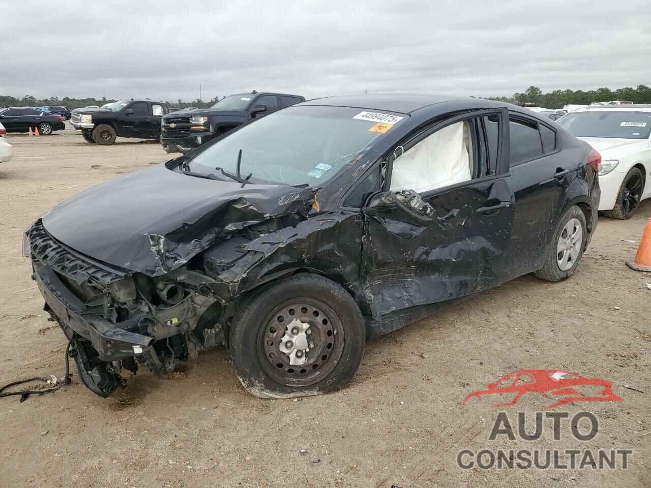 KIA FORTE 2017 - 3KPFK4A72HE009759