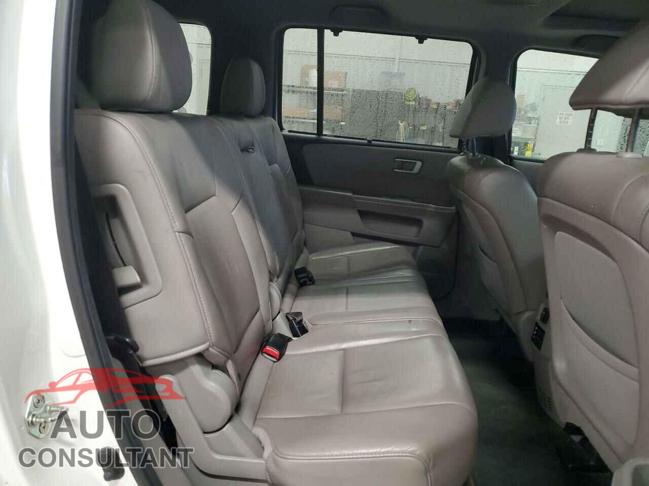 HONDA PILOT 2014 - 5FNYF3H95EB015088