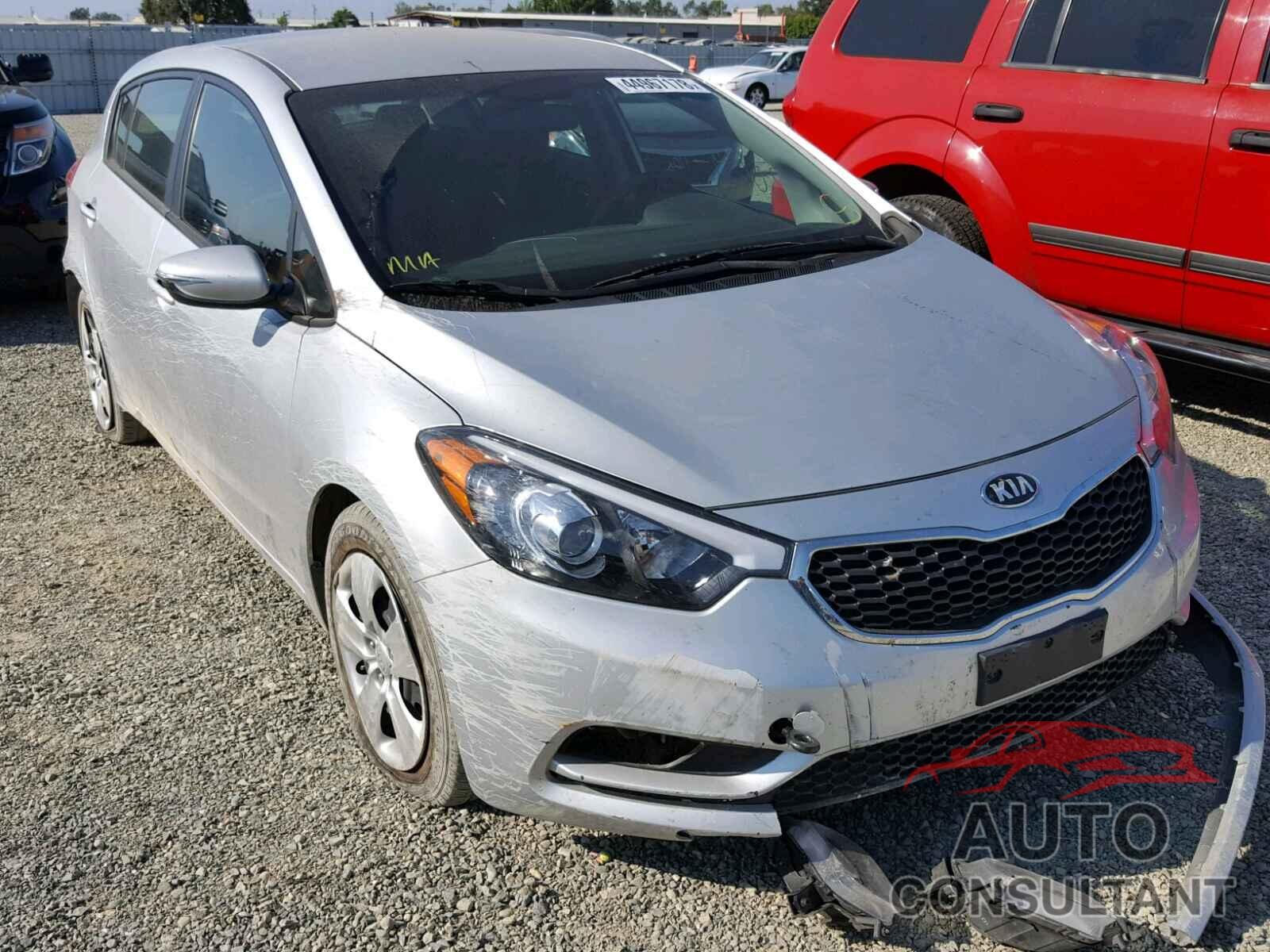 KIA FORTE 2016 - KNAFK5A8XG5640460