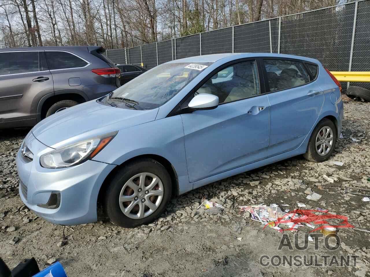 HYUNDAI ACCENT 2013 - KMHCT5AE2DU135647