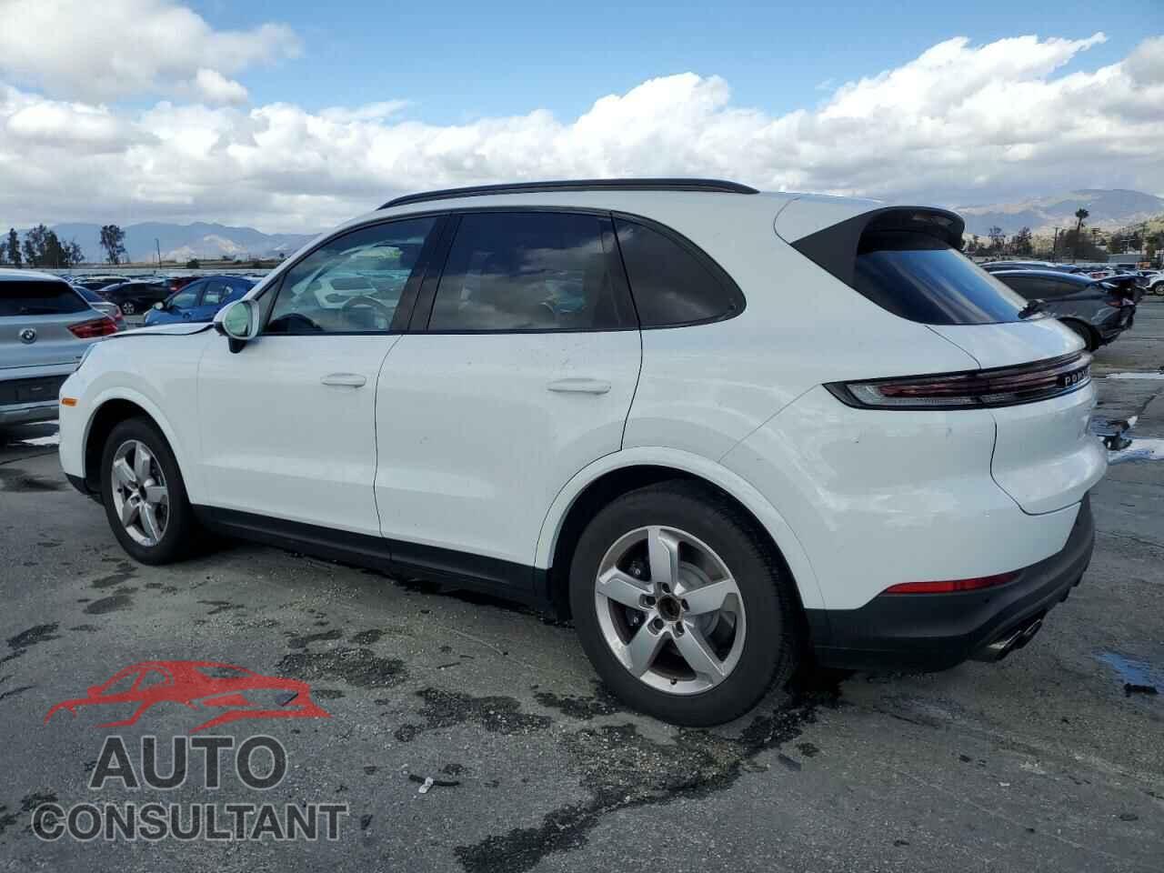 PORSCHE CAYENNE 2024 - WP1AA2AY5RDA12912
