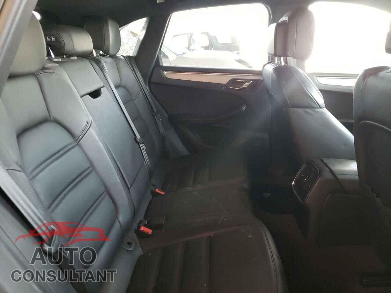 PORSCHE MACAN 2015 - WP1AF2A55FLB48210
