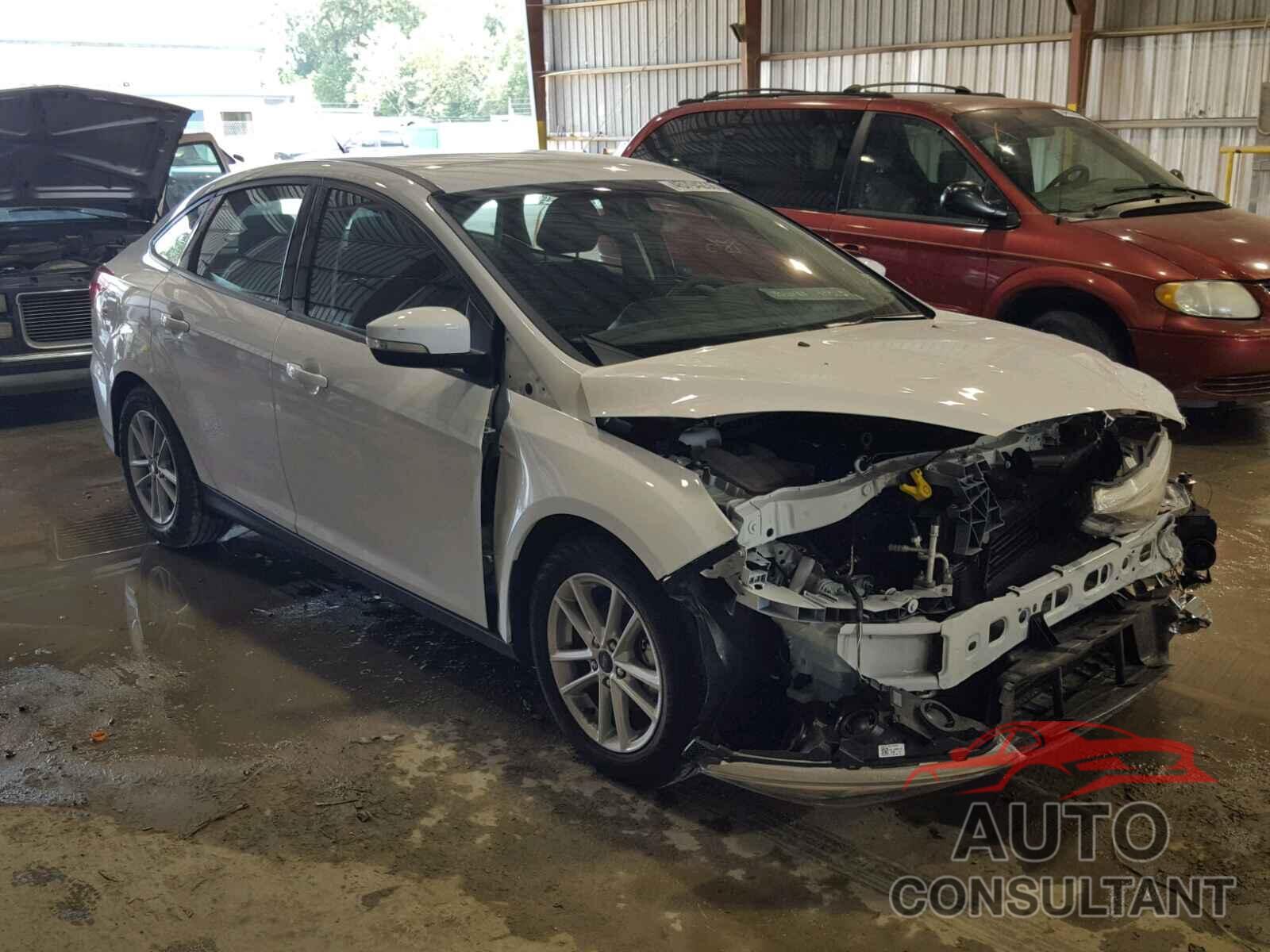 FORD FOCUS 2017 - 1FADP3F23HL317293