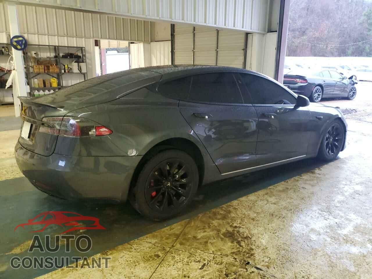 TESLA MODEL S 2018 - 5YJSA1E42JF245893