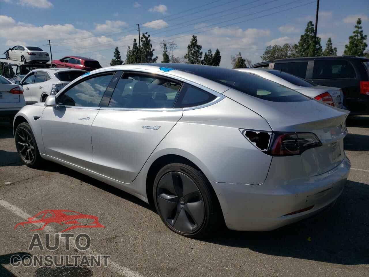TESLA MODEL 3 2018 - 5YJ3E1EA3JF037231
