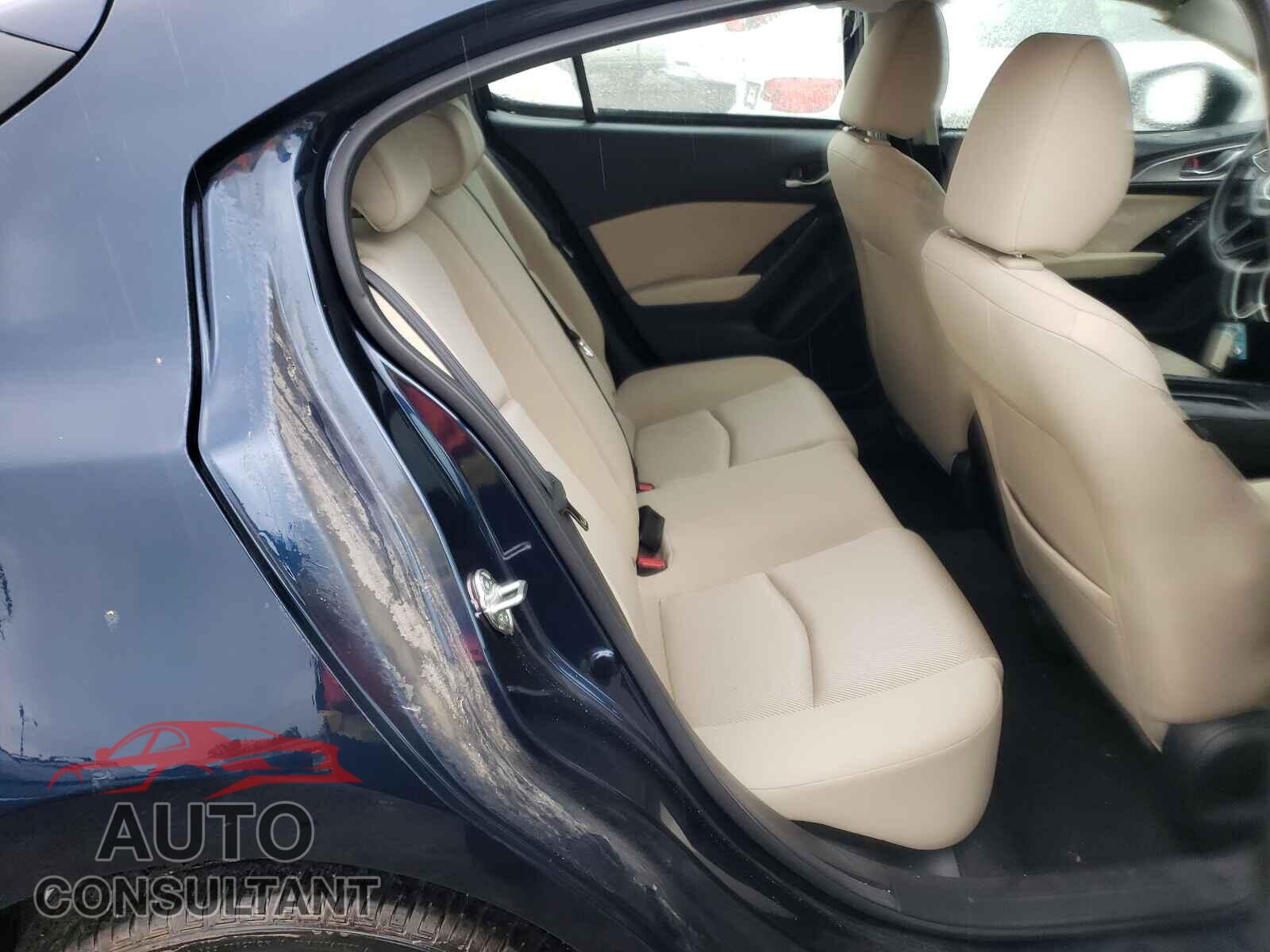 MAZDA 3 2017 - 3MZBN1K71HM156662