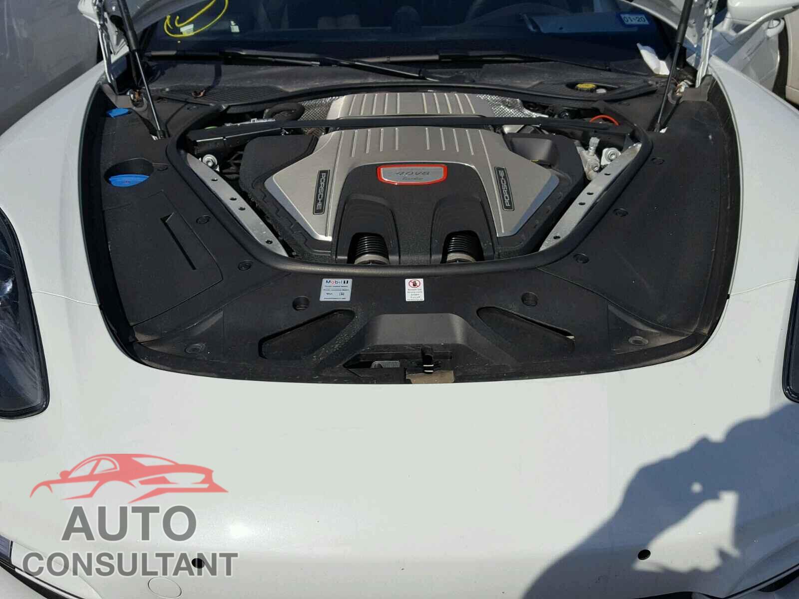 PORSCHE PANAMERA 2018 - WP0AF2A76JL141391
