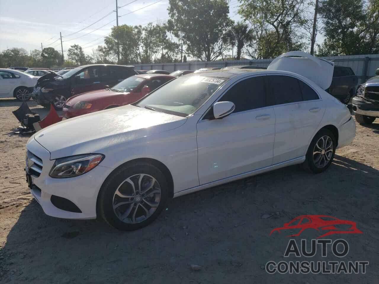 MERCEDES-BENZ C-CLASS 2016 - 55SWF4KBXGU117500