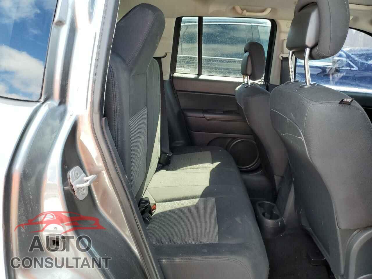 JEEP COMPASS 2012 - 1C4NJCAB6CD557027