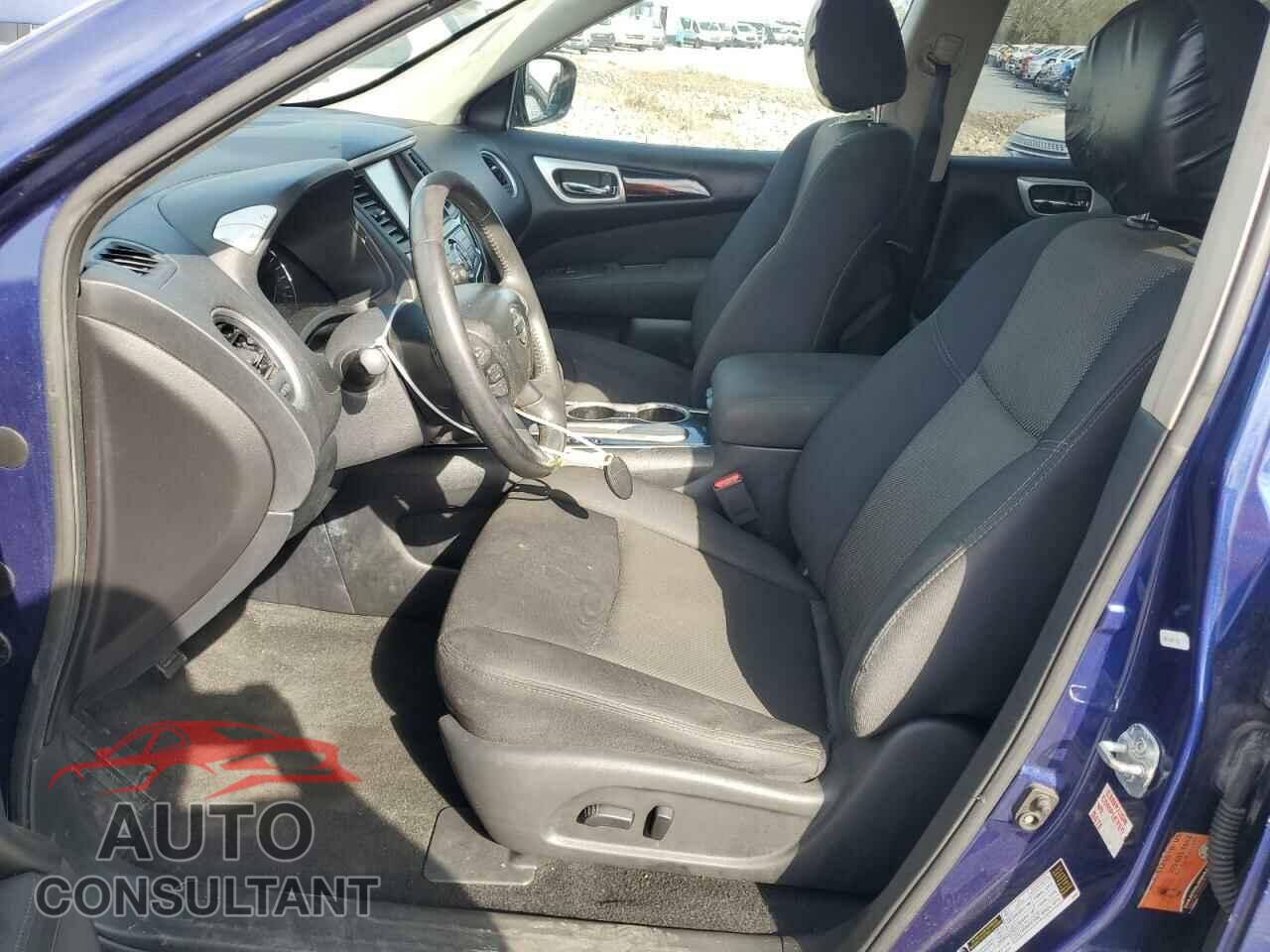 NISSAN PATHFINDER 2017 - 5N1DR2MN1HC652995