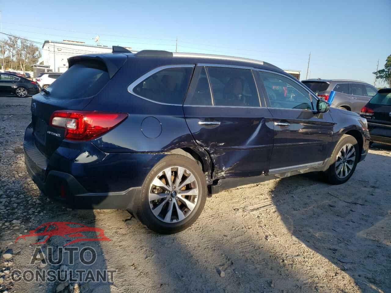 SUBARU OUTBACK 2018 - 4S4BSATC2J3325341