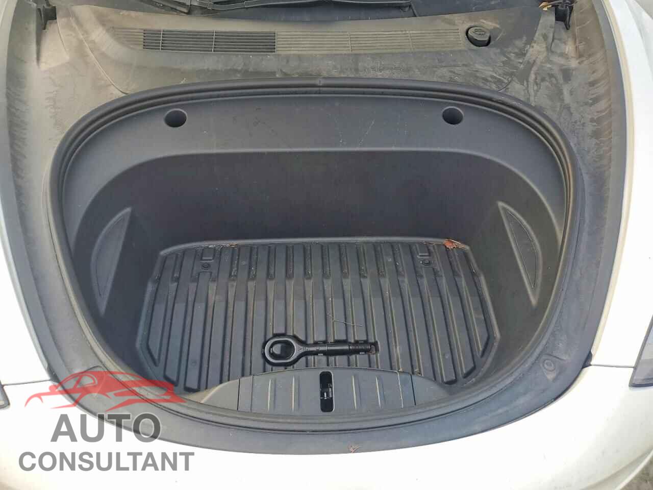 TESLA MODEL 3 2023 - 5YJ3E1EA1PF555184