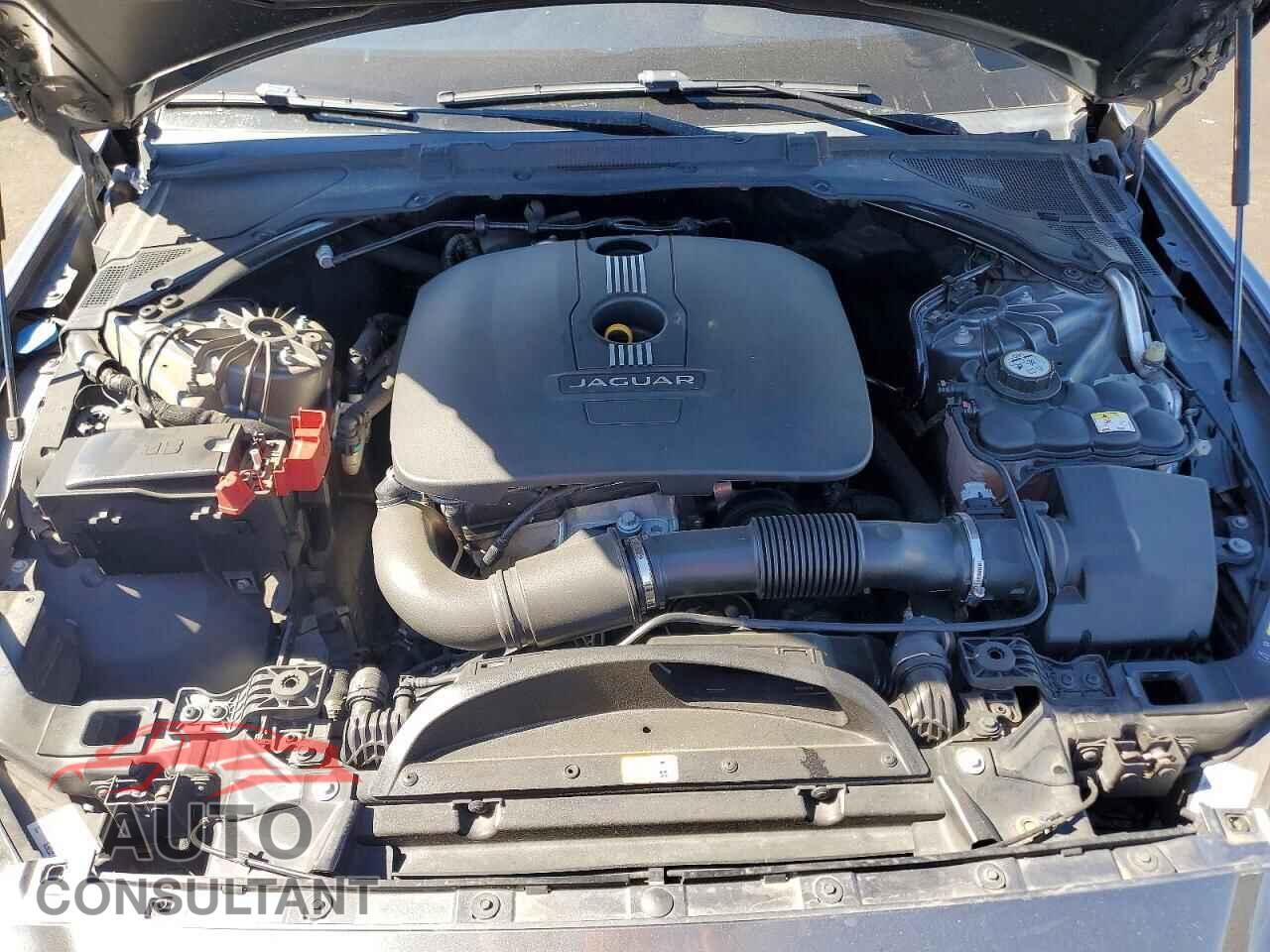 JAGUAR XE 2017 - SAJAD4BG1HA965841