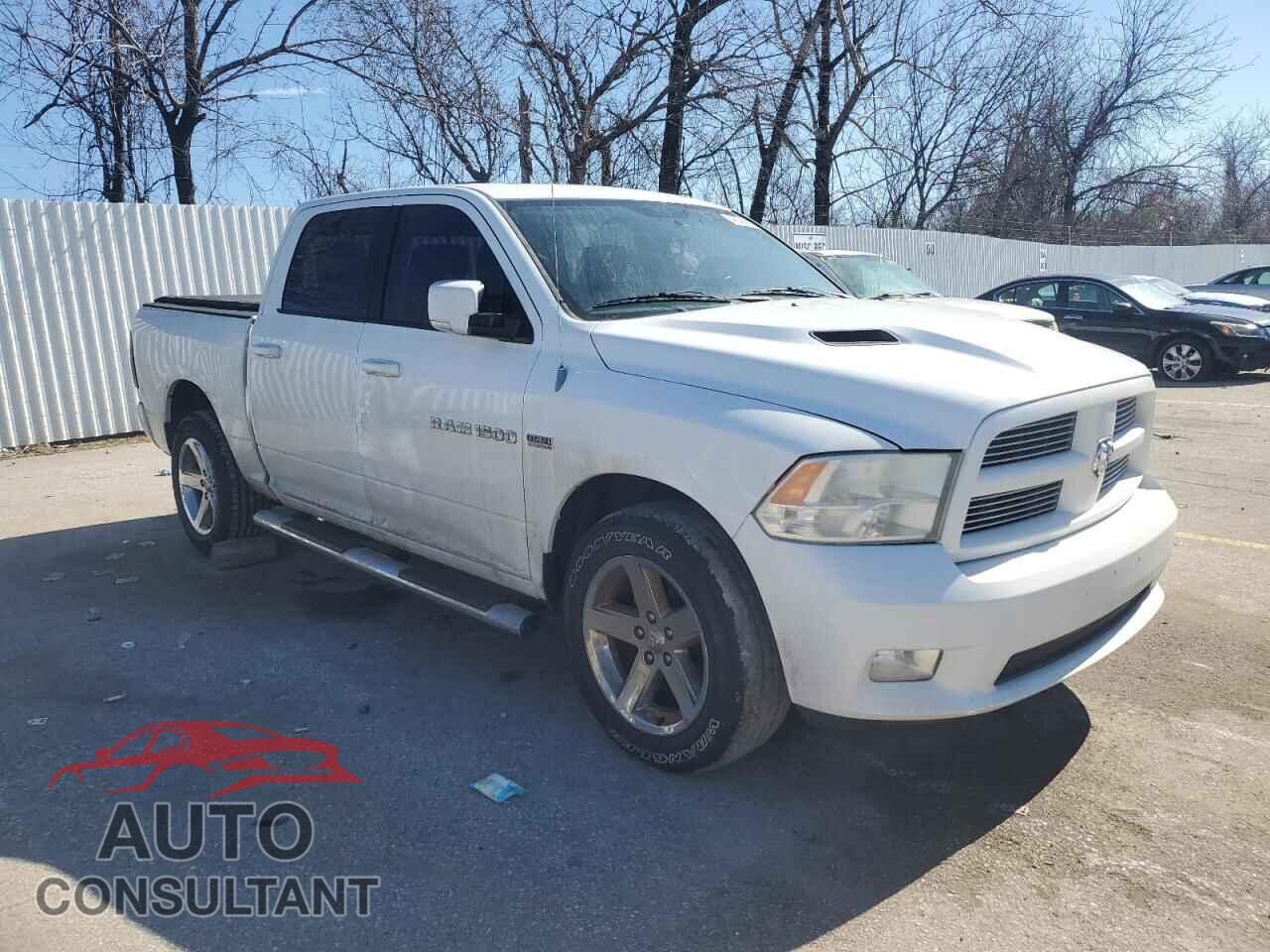 DODGE RAM 1500 2012 - 1C6RD7MTXCS248104