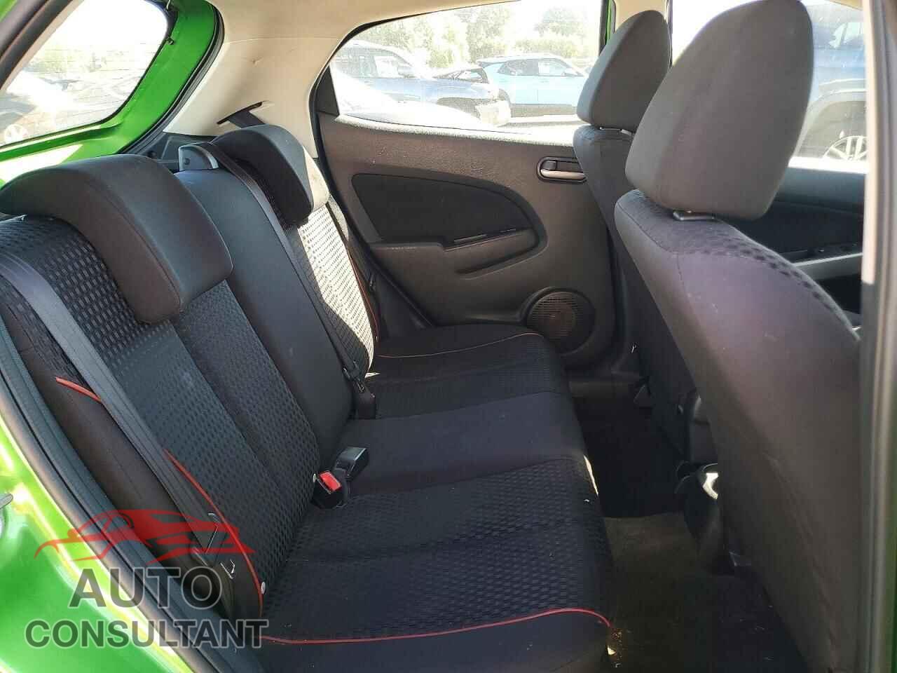 MAZDA 2 2011 - JM1DE1HZ2B0102592