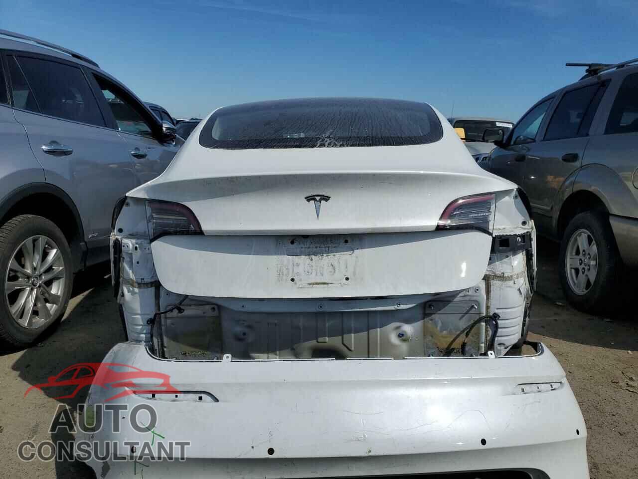 TESLA MODEL 3 2018 - 5YJ3E1EA1JF011226
