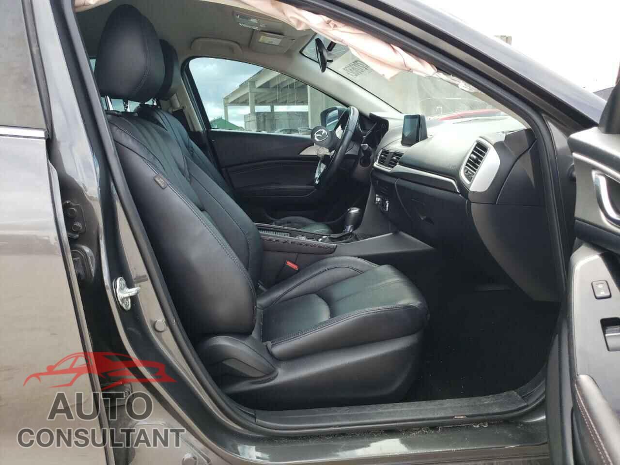 MAZDA 3 2017 - 3MZBN1V71HM101060