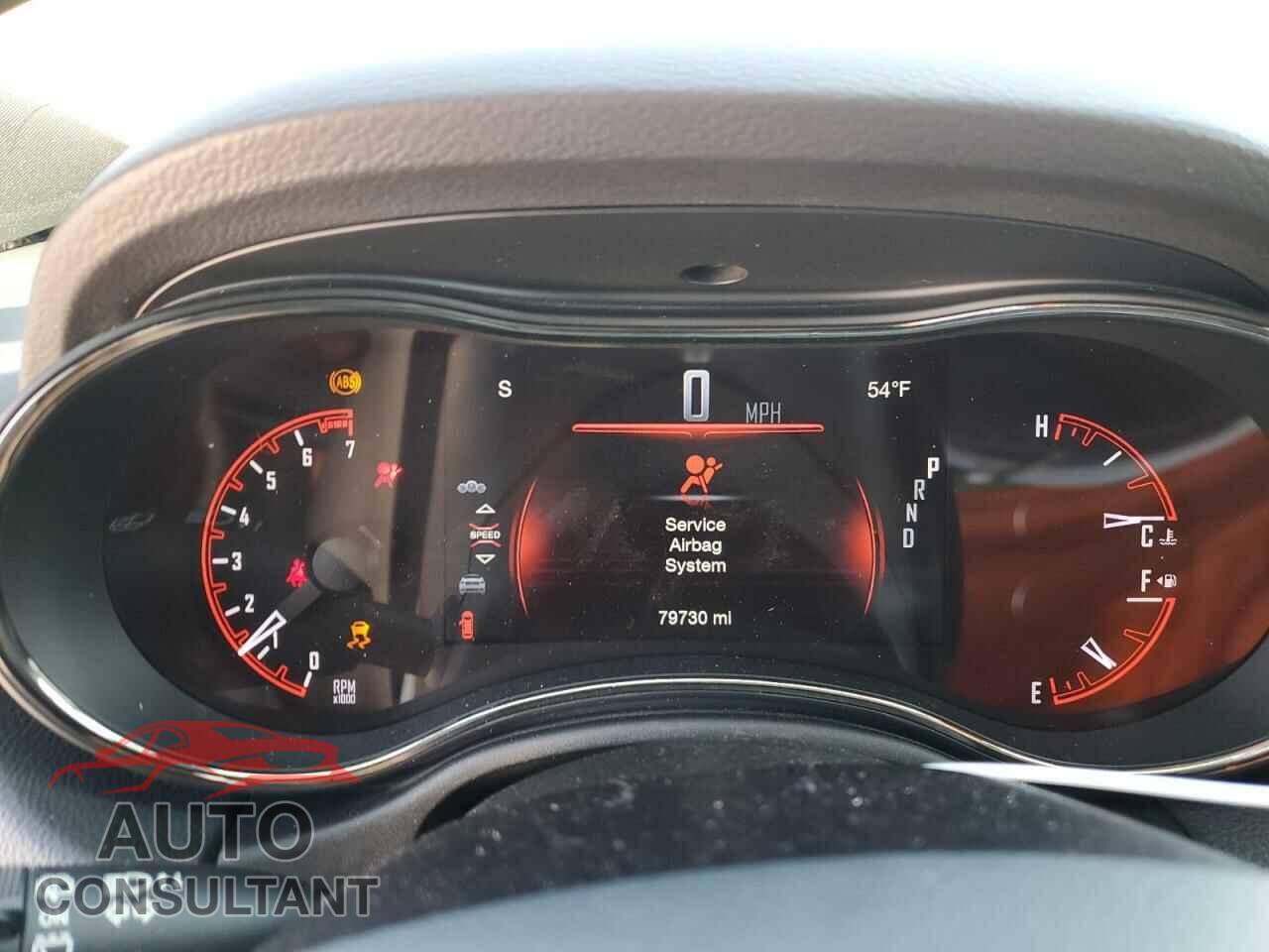 DODGE DURANGO 2018 - 1C4RDJDGXJC483229