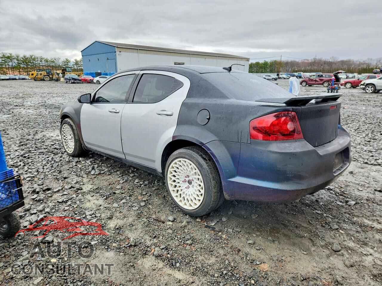 DODGE AVENGER 2011 - 1B3BD1FG5BN543861