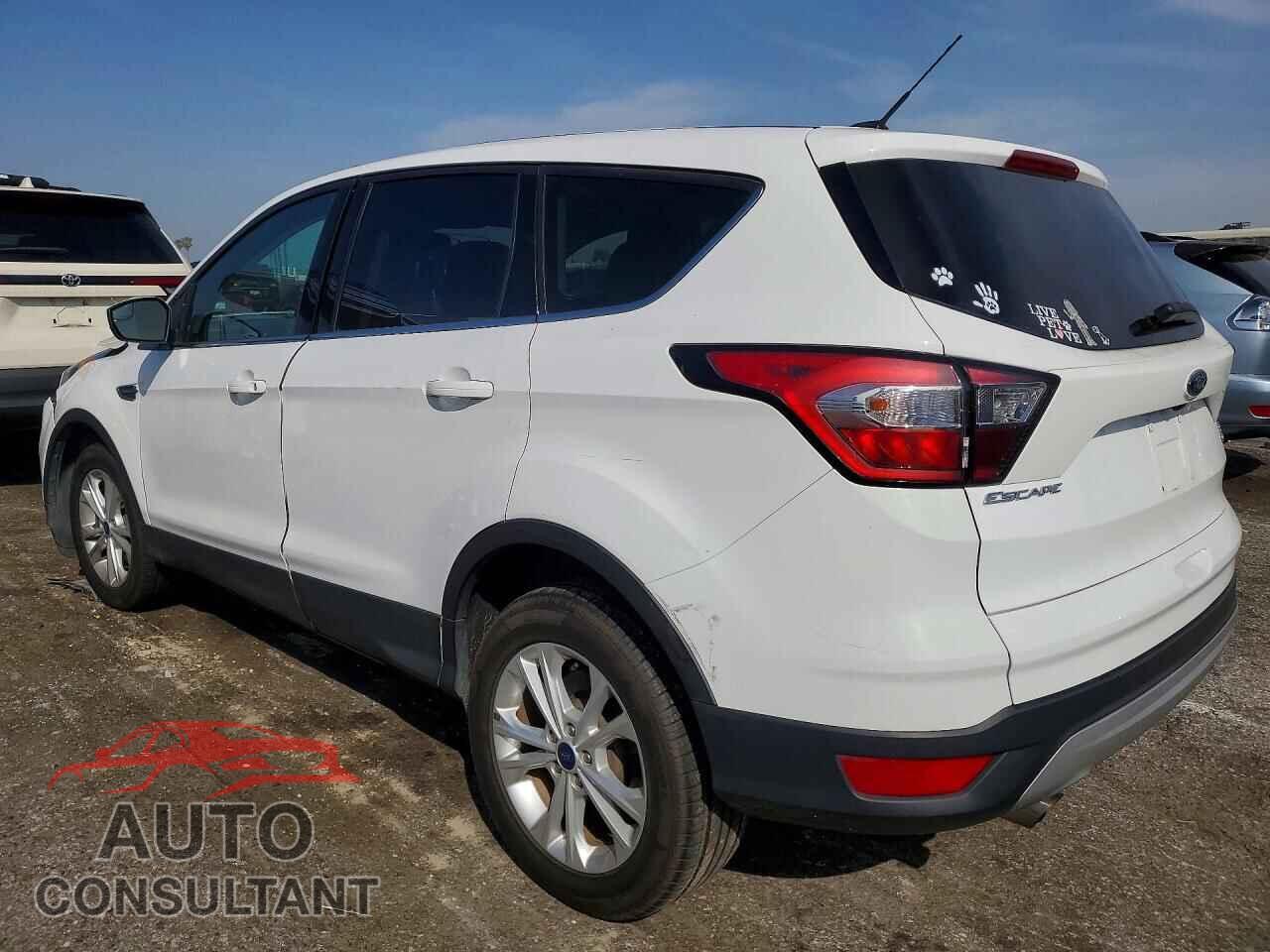 FORD ESCAPE 2017 - 1FMCU9GD2HUE39487